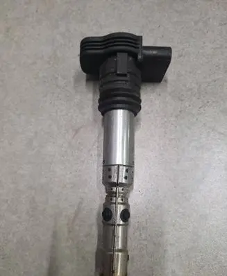 Volkswagen Caddy High voltage ignition coil 06A905115D 78251001