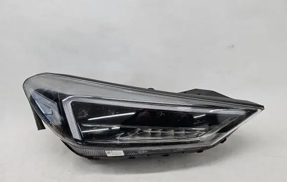 Hyundai Tucson TL Headlight/headlamp 92102D7700