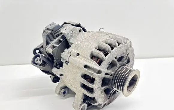Citroen C4 II Picasso Generator/alternator 9674646180 0045129 2613130C