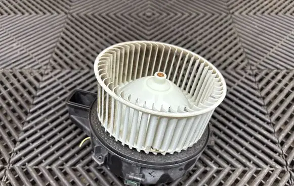 Volvo XC90 Heater fan/blower 0130309504