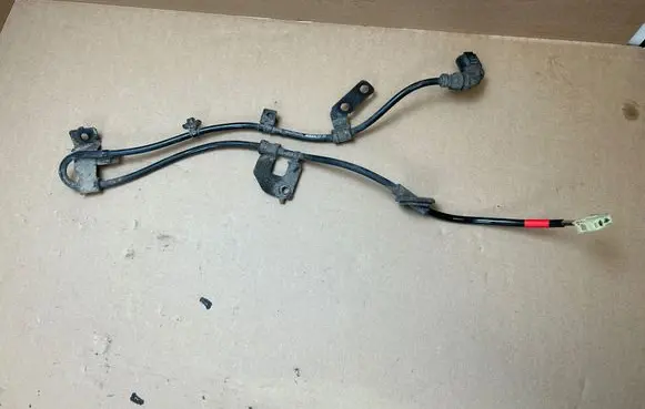 Hyundai i40 Rear ABS sensor wiring 597963Z000
