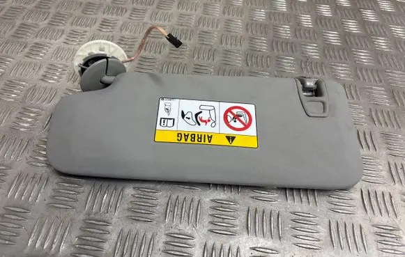 Opel Astra K Sun visor