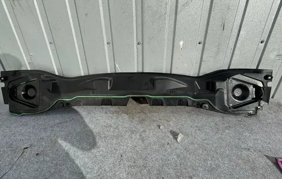 Mercedes-Benz B W246 W242 Wiper trim A2468300213