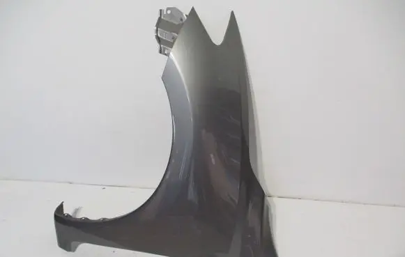 Nissan Pulsar Fender 