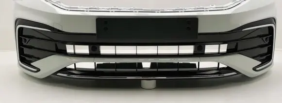 Volkswagen Tiguan Front bumper 5NA807221D