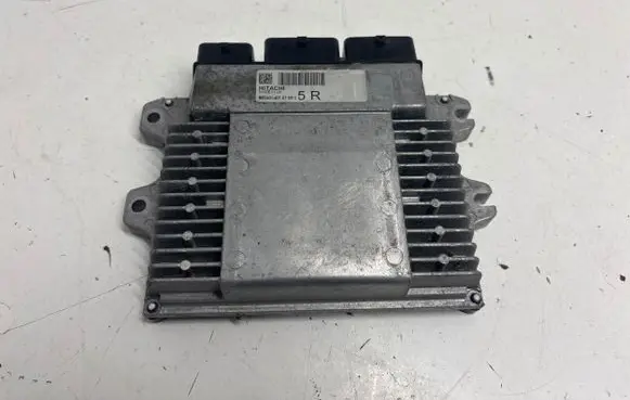 Nissan X-Trail T32 Engine control unit/module NEC021048 40620