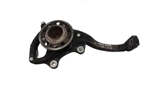 Front wheel hub
