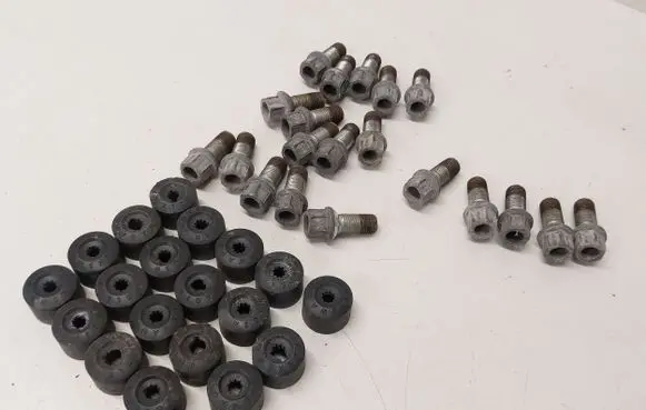 Volkswagen Tiguan Nuts/bolts 