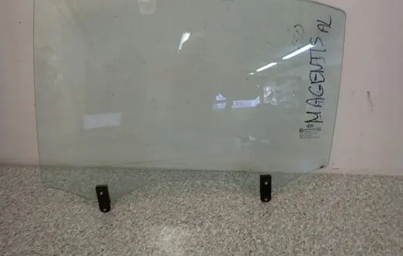 KIA Magentis Sliding door window/glass 