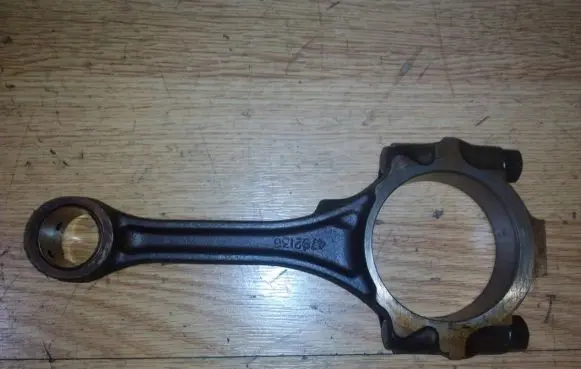 Chrysler Pacifica Connecting rod/conrod 4792136