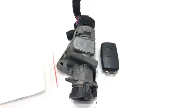 Seat Alhambra (Mk1) Ignition lock 4B0905851B
