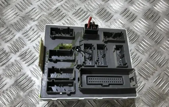 Ford Focus Fuse box set 2m5t14a073ac