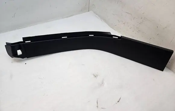 Jeep Grand Cherokee (C) pillar trim 101979010BLR 5VP09DX9AA 9S0774654