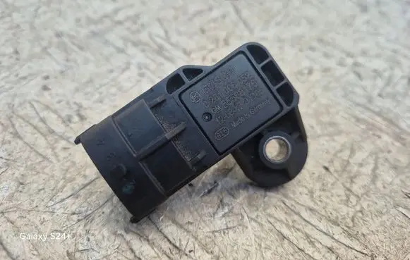 Opel Antara Air pressure sensor 0281006052 55568176