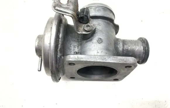 BMW 3 E46 EGR valve 7785452 778545204