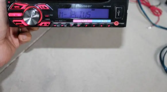 Radio/CD/DVD/GPS head unit