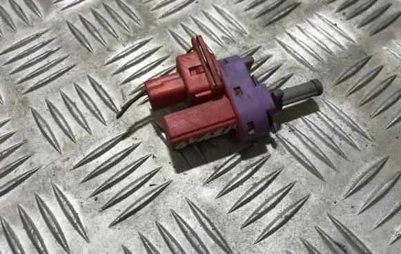 Ford Focus Brake pedal sensor switch 98ab7c534aa 98ab-7c534-aa