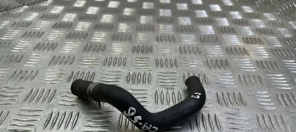Mazda CX-5 Engine coolant pipe/hose