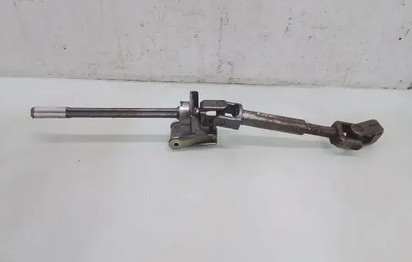 Volkswagen Fox Steering column universal joint