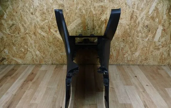 Mazda 3 III Armrest BJS764321