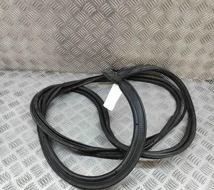 Peugeot 3008 III Trunk rubber seal (body) 9839886680