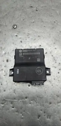 Audi A4 S4 B8 8K Gateway control module 8R0907468T 8R0907468C