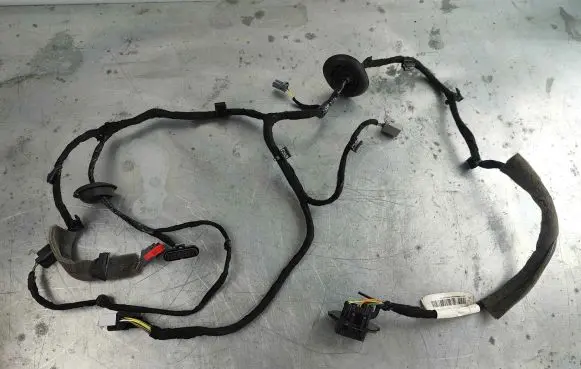 Volvo XC60 Rear door wiring loom 32143968