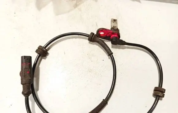 Nissan Primera ABS rear brake sensor 0265007632 47901av710