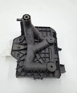Volkswagen Polo IV 9N3 Battery tray 5Z0915331A