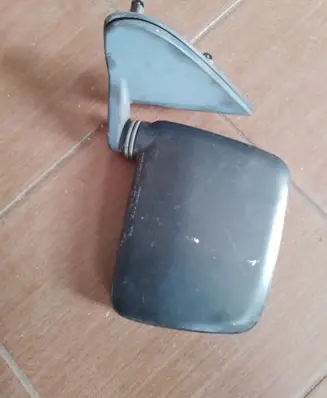 Nissan PickUp Manual wing mirror 