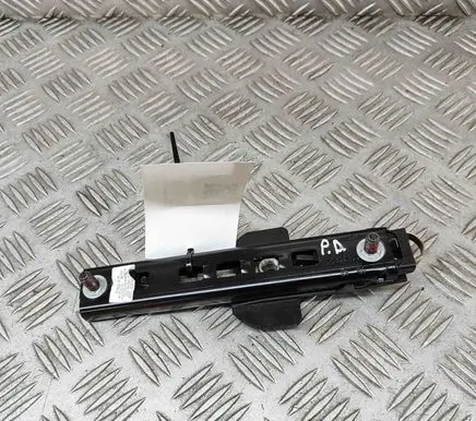 Volvo XC90 Seat belt height adjuster 31332261