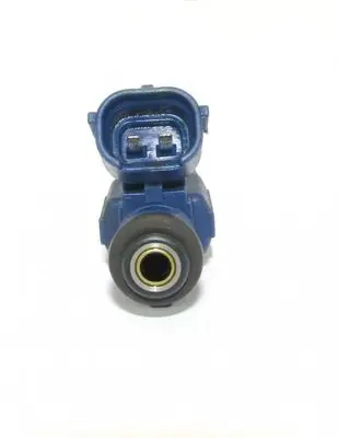 Hyundai i30 Fuel injector 353102B000