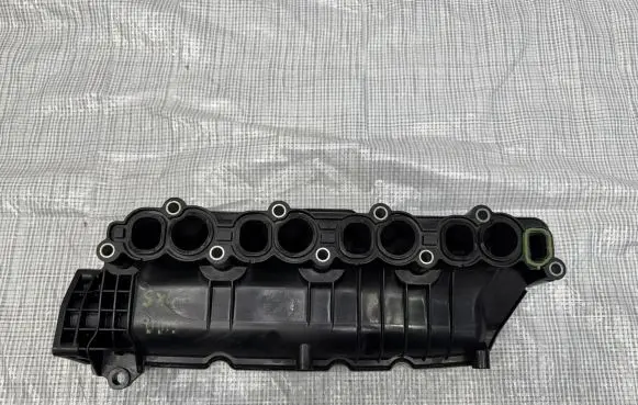 Suzuki SX4 S-Cross Intake manifold