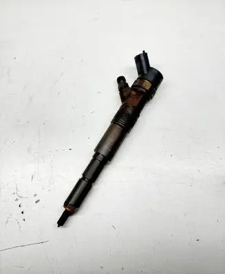 Fuel injector
