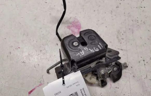 Tailgate/trunk/boot lock/catch/latch