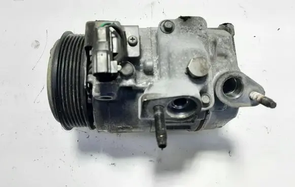 Ford C-MAX II Air conditioning (A/C) compressor (pump) 