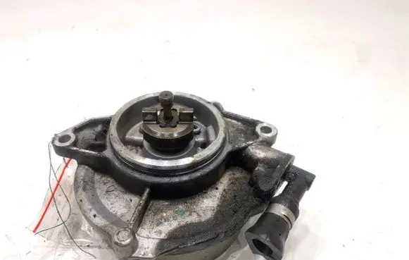 Audi A5 8T 8F Vacuum pump 057145100AF