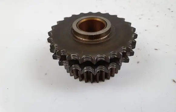Mercedes-Benz C AMG W204 Timing chain sprocket A1560501005