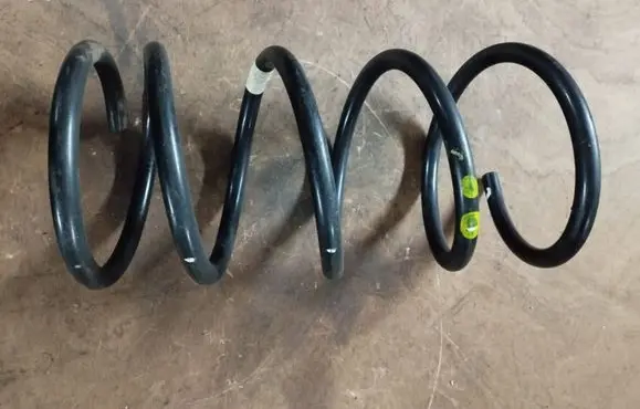 Mitsubishi Endeavor Front coil spring
