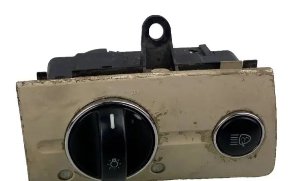 Mercedes-Benz E W211 Light switch 2115450104 04056002