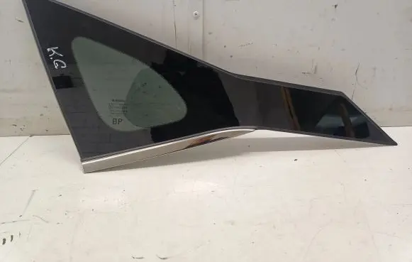 Nissan Qashqai J12 Rear side window 43R002092