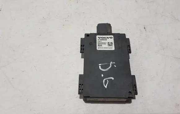 Volvo S90, V90 Distronic sensor radar 31499940