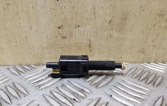 Clutch pedal sensor