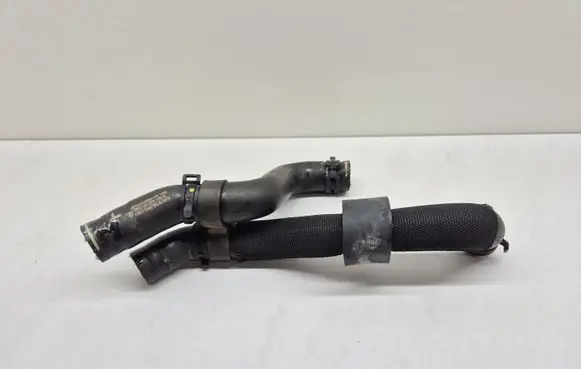 Porsche Cayenne (92A) Engine coolant pipe/hose 7P5121073