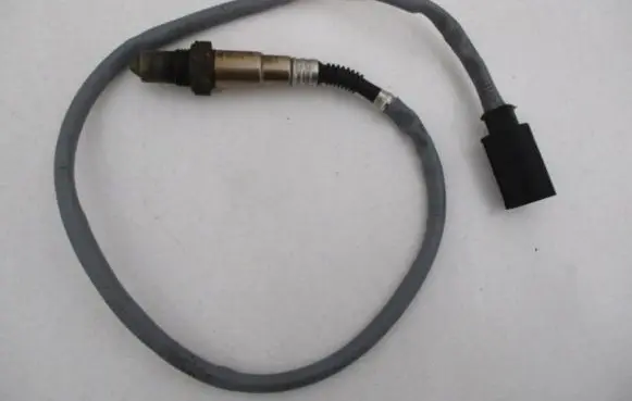 Mercedes-Benz E W212 Lambda probe sensor 0281004207