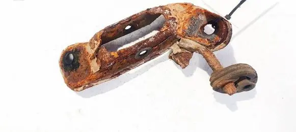 Jaguar X-Type Bracket in trunk/boot 