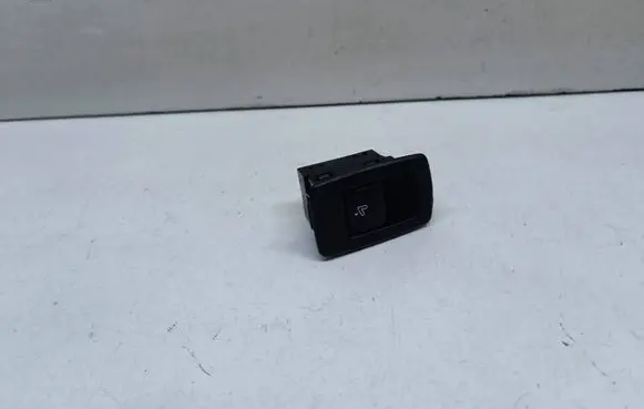 BMW 2 F46 Other switches/knobs/shifts 9290729