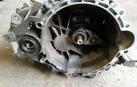KIA Ceed Manual 5 speed gearbox