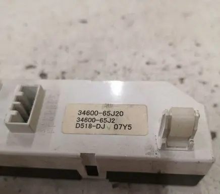 Suzuki Grand Vitara II Clock 3460065J20 D518DJ