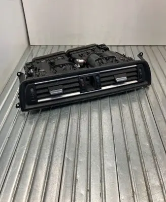 BMW 5 F10 F11 Dash center air vent grill 9166891 V0361006116116